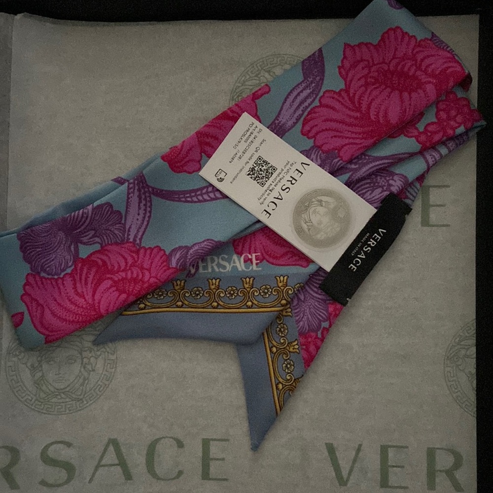 VERSACE floral twilly